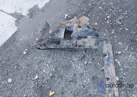 2024 BMW 330I xDrive z USA, uszkodzony, nr VIN 3MW89FF03R8E39647